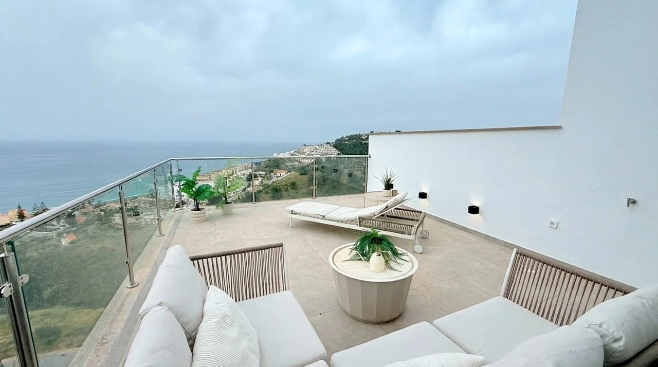 Terrace01 Large.jpeg