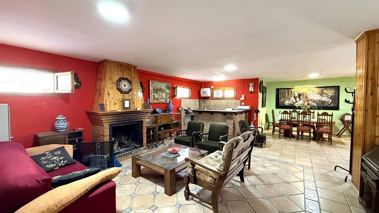 IMG_6868 Large.jpeg