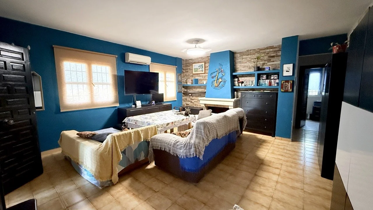 IMG_8159 Large.jpeg