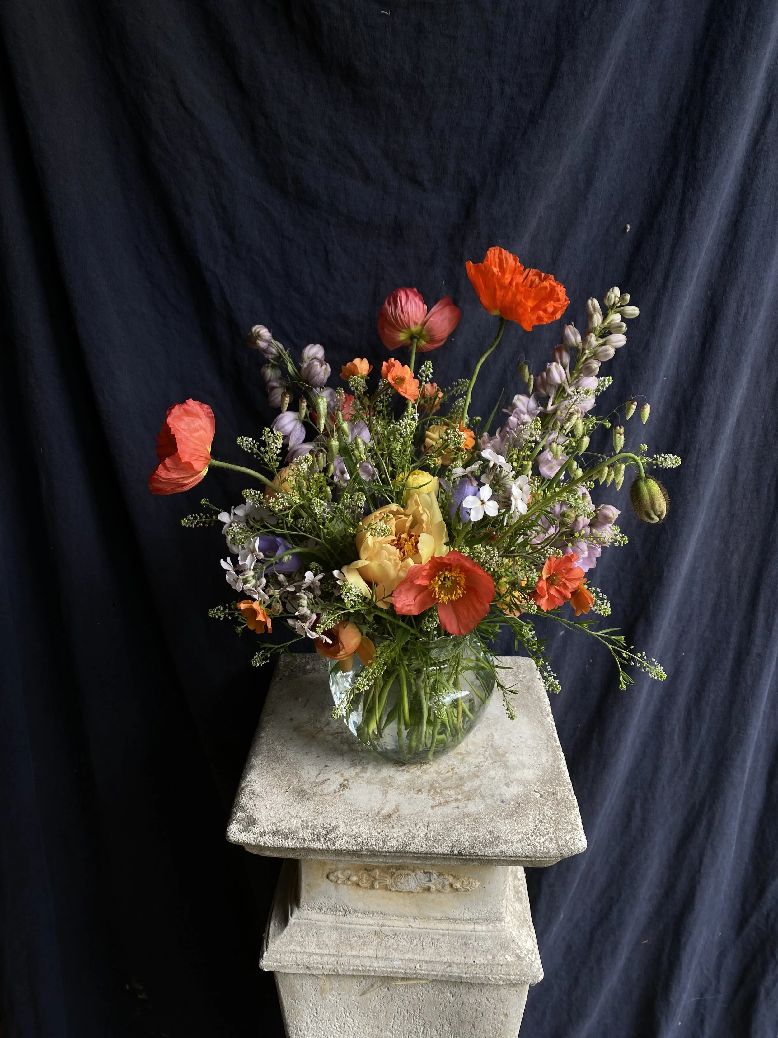 Cheerful & Bright Custom Floral Arrangement for Delivery