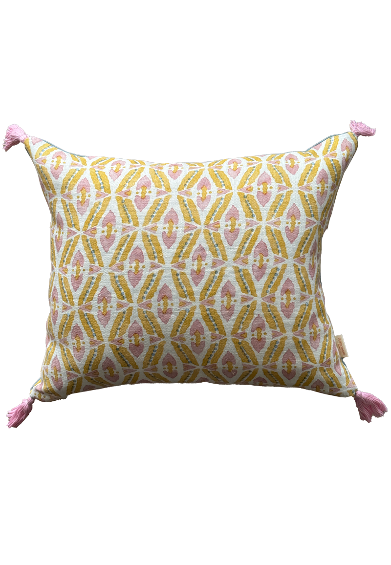Pippa-Paine-Home-Linwood-Cushion_IMG_2403-2_web.png