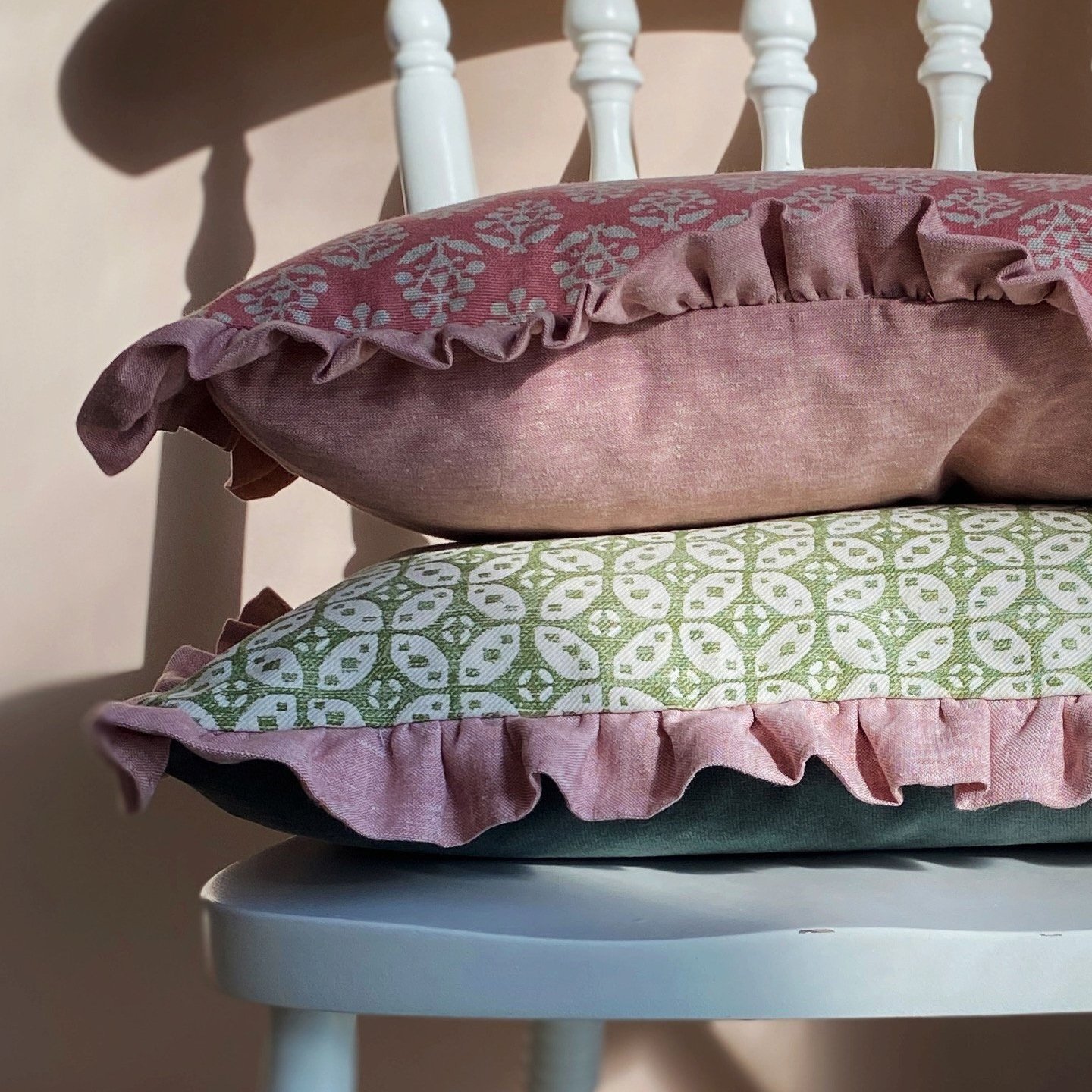 Frilly Cushions Fermoie