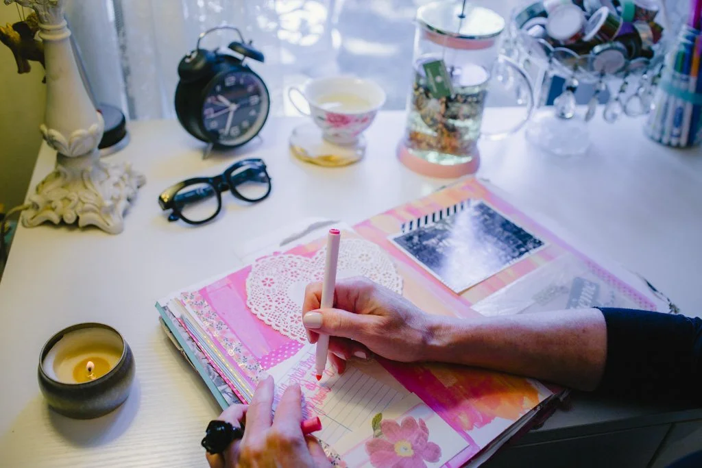 Autumn’s Unfolding: Create Your Own Art Journal with Kimberly Wilson