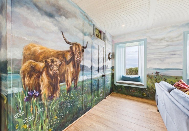 Sea View House Harris.  Dog friendly luxury 2 bed Harris holiday cottage, spectacular sea views. Close to beaches of Luskentyre, Scarista, Northton and Hushinish, boats to St.Kilda, Beaches, Harris brewery and Harris distillery. 