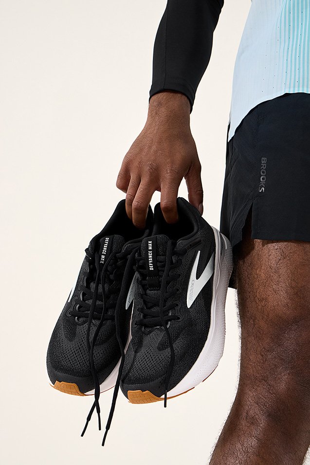 SPG26_Brooks_Asics_Production_Brooks_73998_125_highres@0.5x.jpg