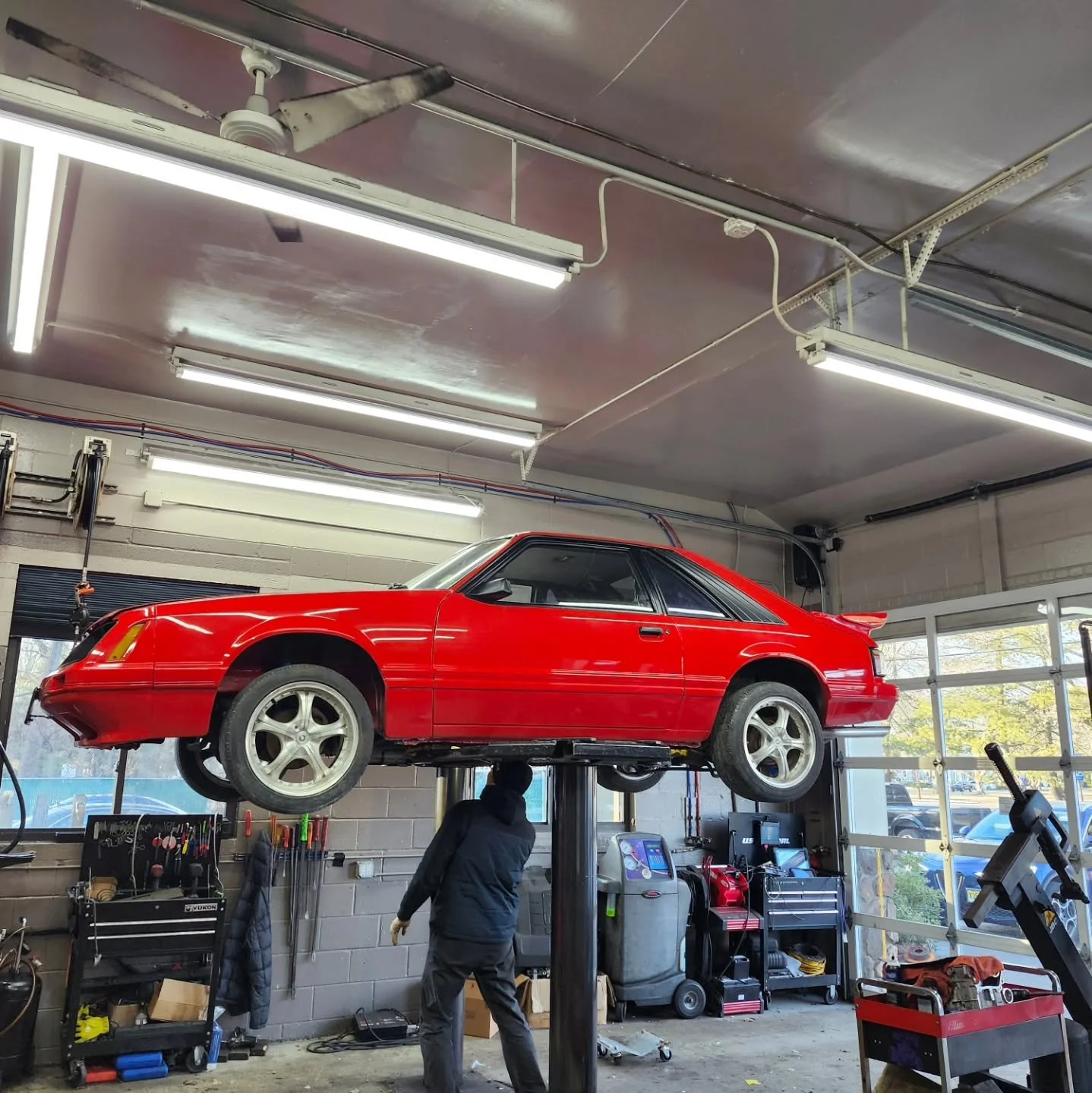 American muscle 💪  in the shop today #mustang #Ford #v8