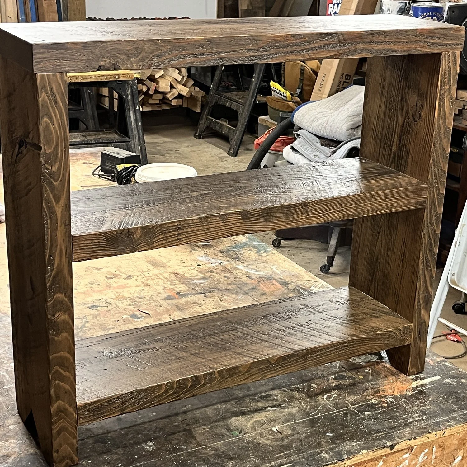 cabinet 11
