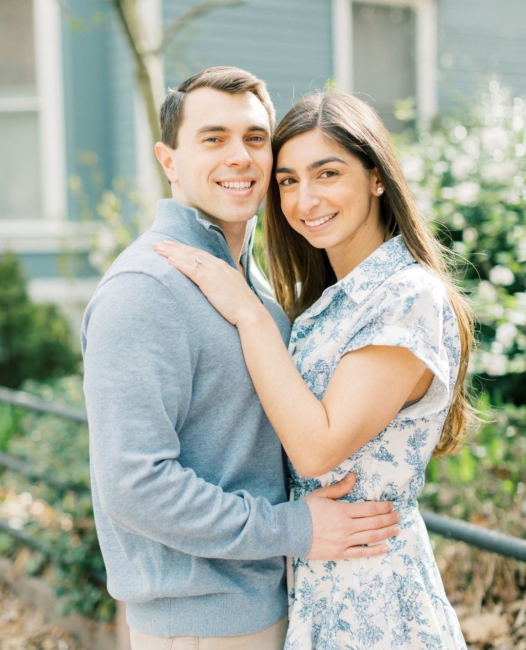 engagement season is in full swing 🌸⁠
if you haven't scheduled your session yet, let's start planning!⁠
.⁠
.⁠
.⁠
.⁠
.⁠
New Haven engagement session | New Haven photographer | Wooster Square New Haven | Yale New Haven | engagement photographer | Conn