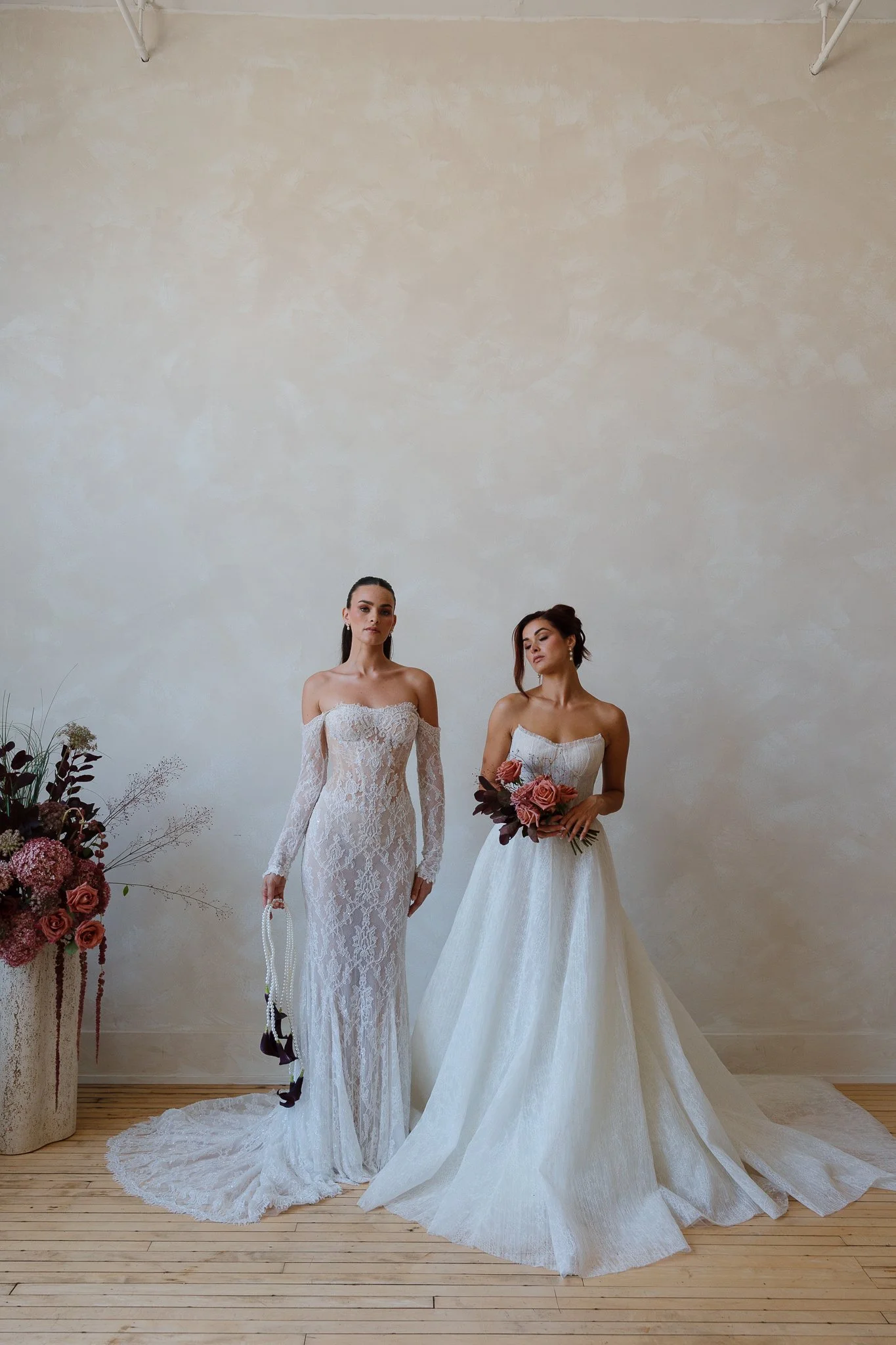 Nichole-Babiez-Photography-chicagobridal-luxury-couture-dimitras-makeup-hair-artist-content-creator-photographer-destination-planner-sunset-studio-217.jpg