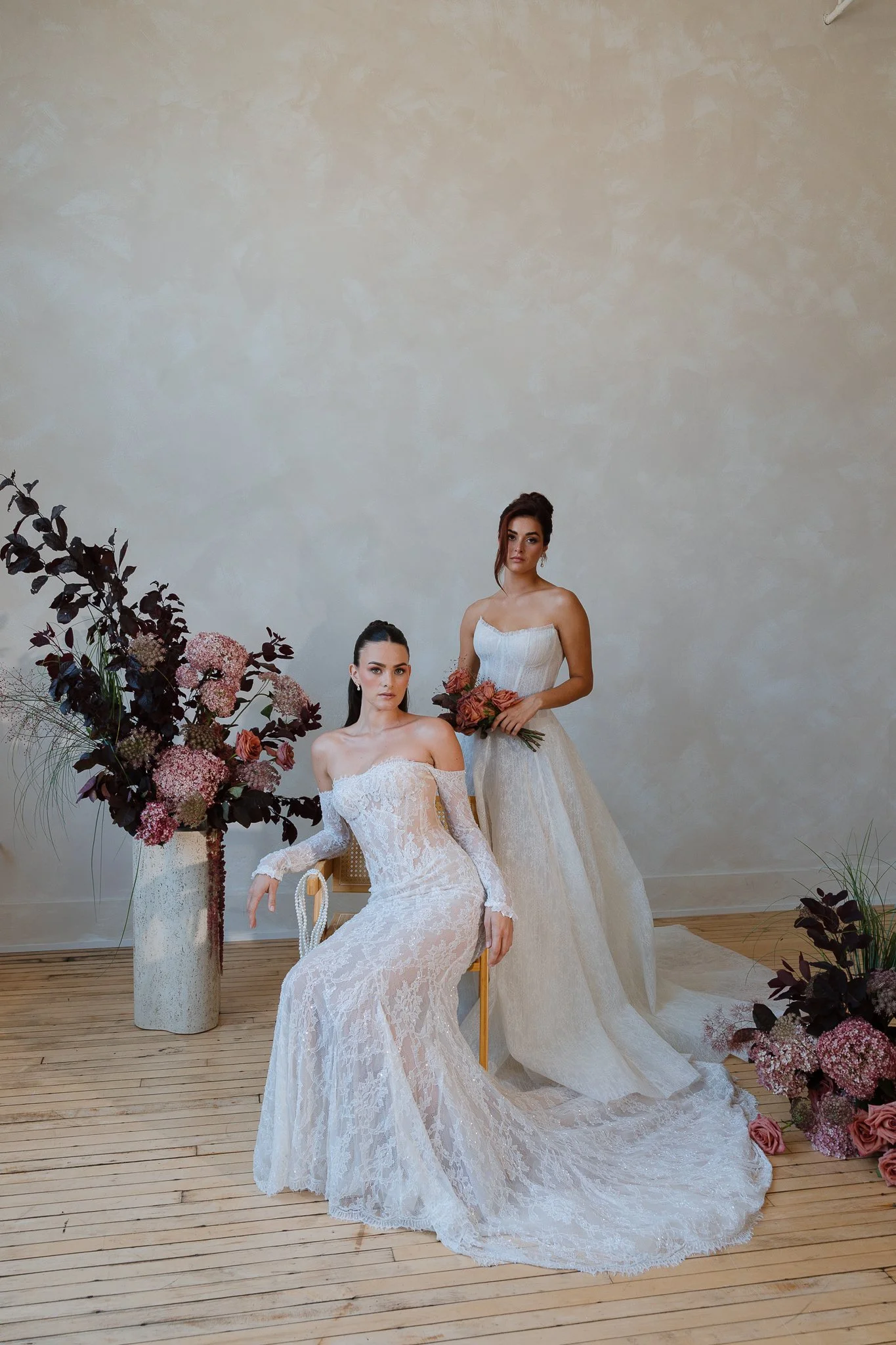 Nichole-Babiez-Photography-chicagobridal-luxury-couture-dimitras-makeup-hair-artist-content-creator-photographer-destination-planner-sunset-studio-237.jpg
