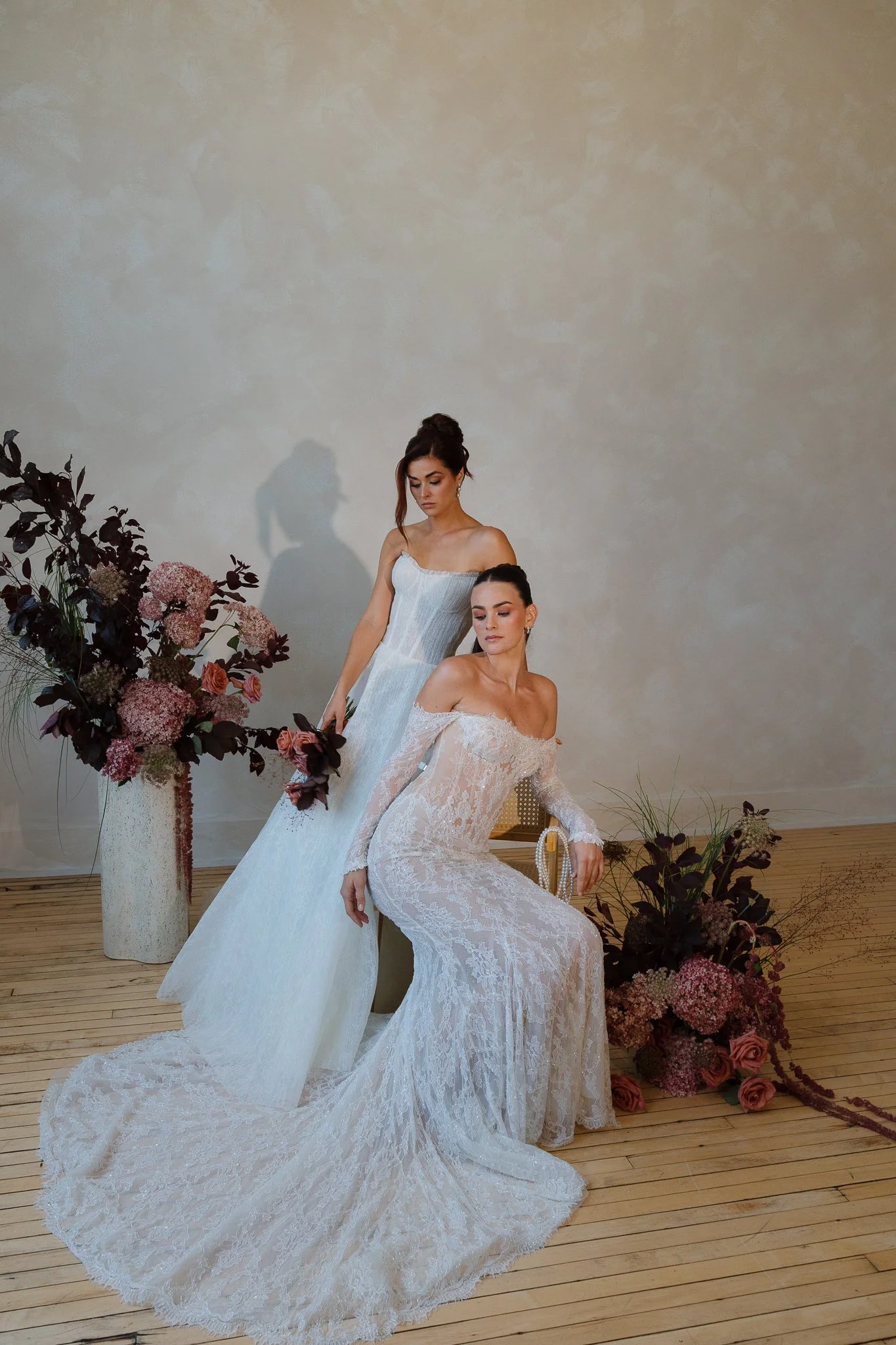 Nichole-Babiez-Photography-chicagobridal-luxury-couture-dimitras-makeup-hair-artist-content-creator-photographer-destination-planner-sunset-studio-245.jpg