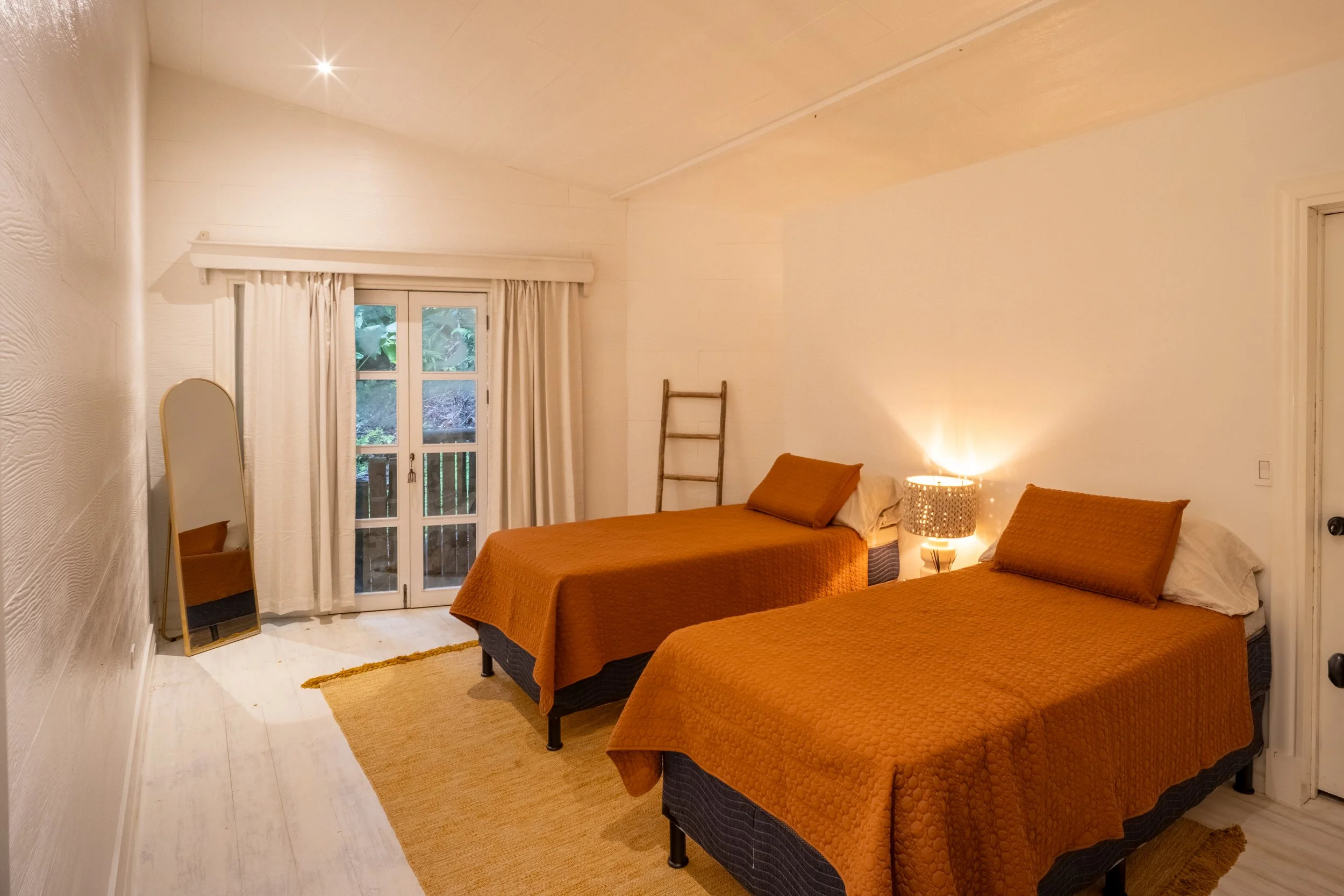 Workshop & Stay in the Octopus Garden