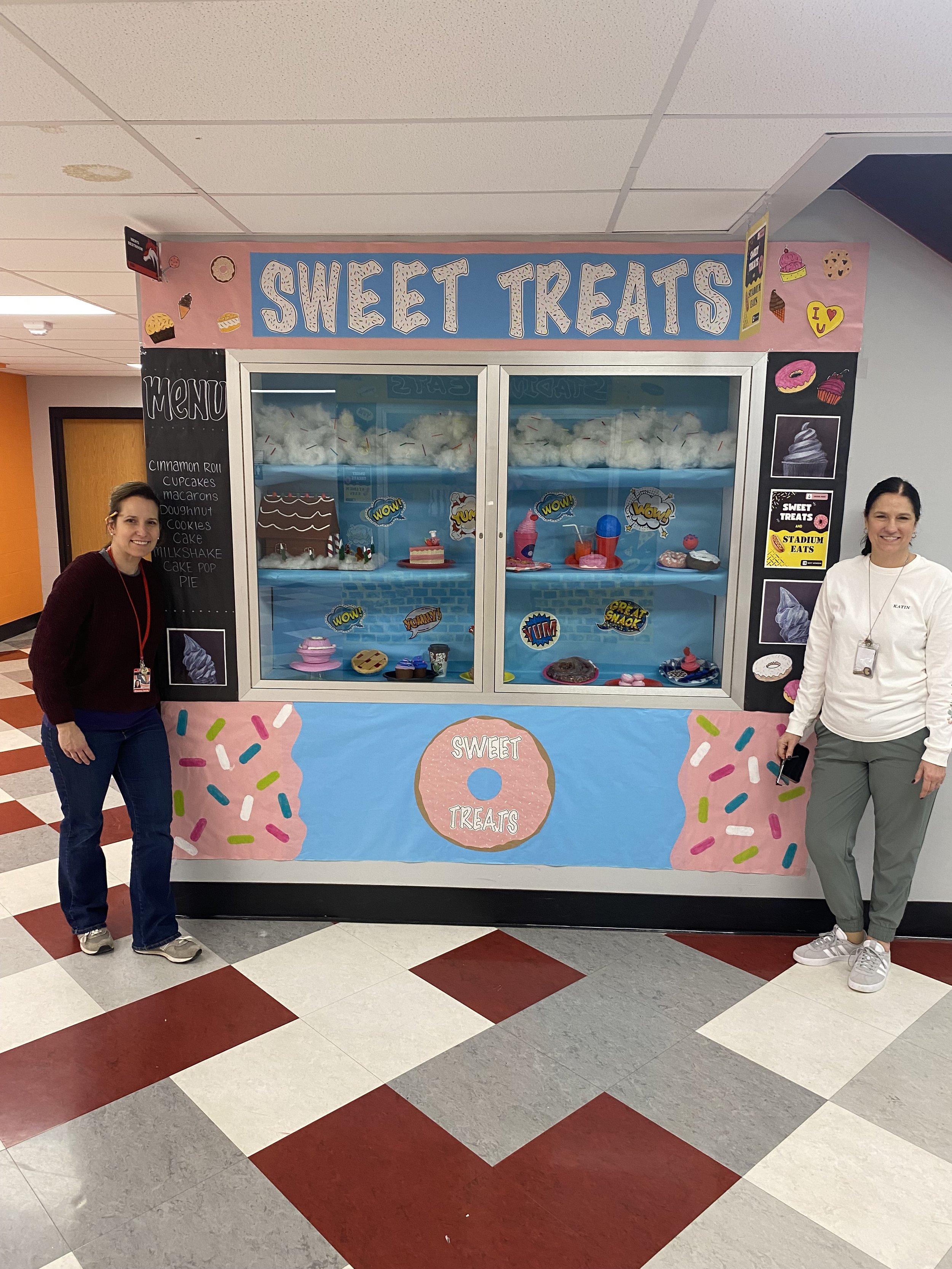 DMS "Food Court" installation
