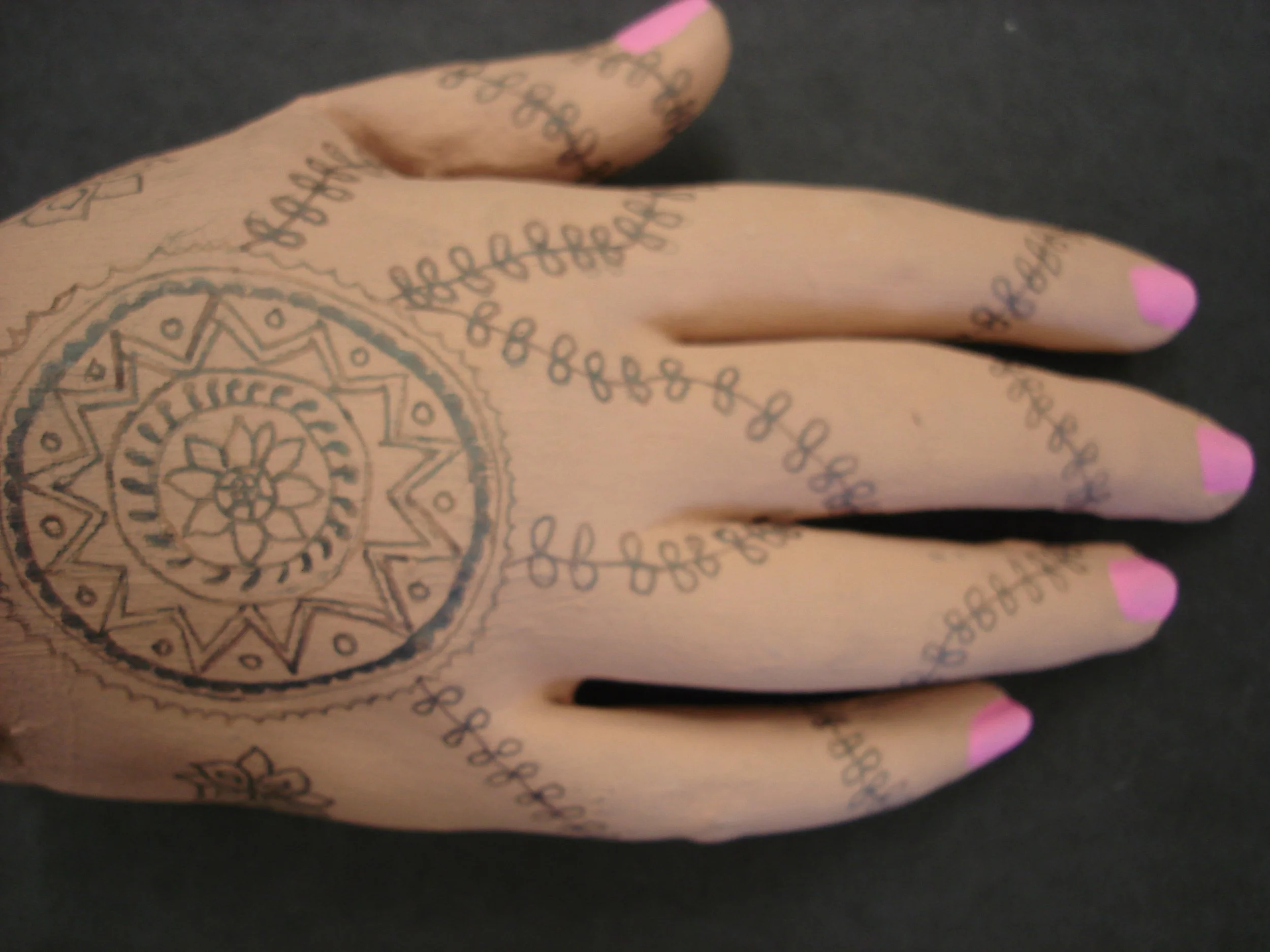 henna hand.JPG