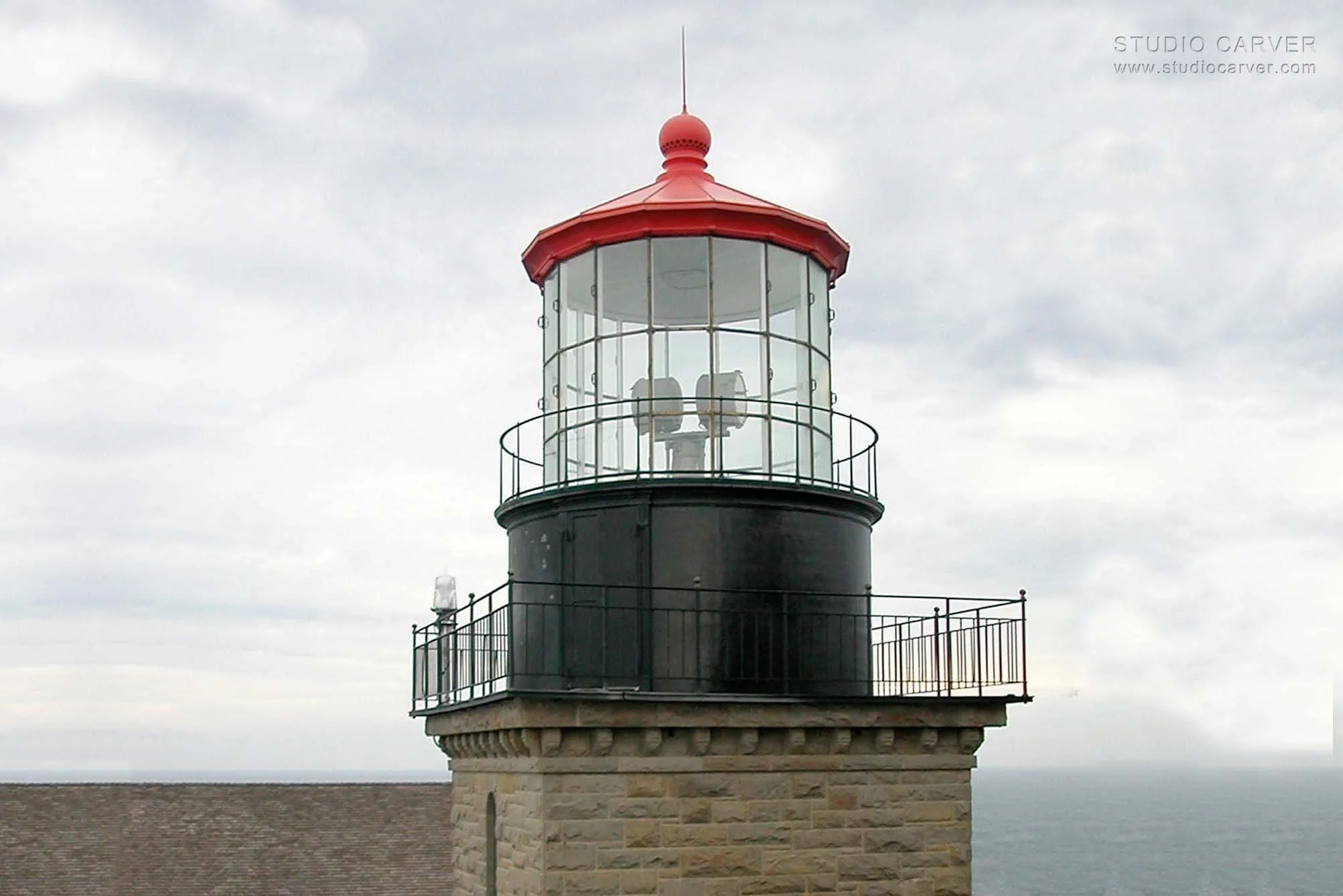 Studio Carver's meticulous restoration of Point Sur Lighthouse safeguards coastal vessels amidst Big Sur's breathtaking natural landscape, preserving history.
