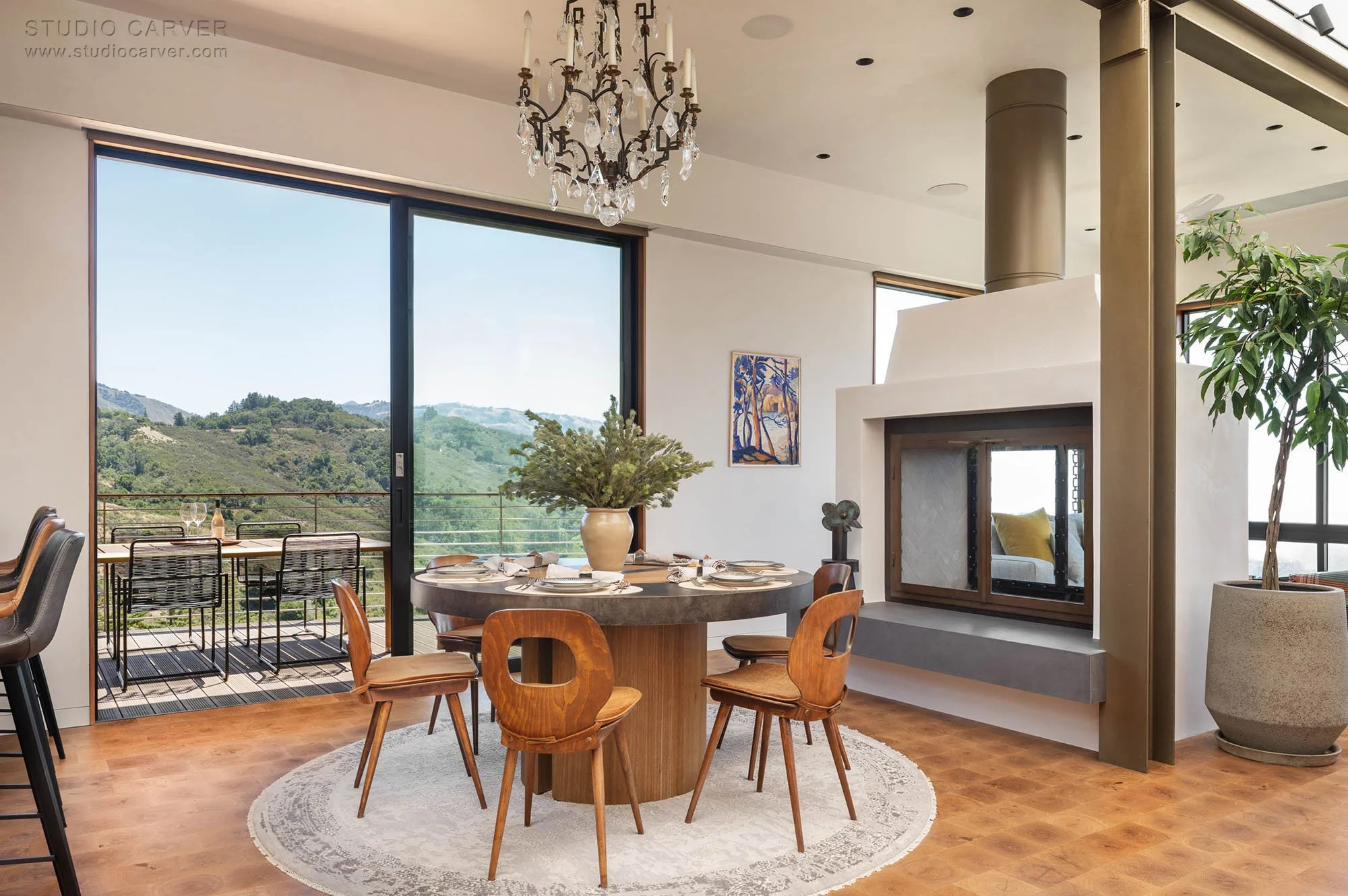 Silver Linings in Big Sur blends passive solar design, wabi-sabi elegance, and extensively researched designs by contemporary architects.