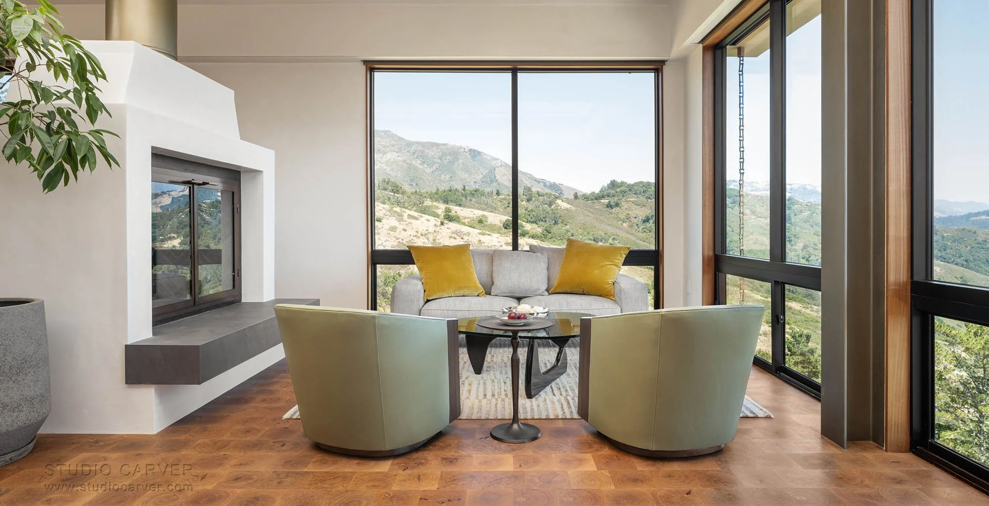 Silver Linings in Big Sur blends passive solar design, wabi-sabi elegance, and extensively researched designs by contemporary architects.