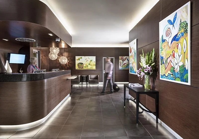 hotel_lobby.jpg