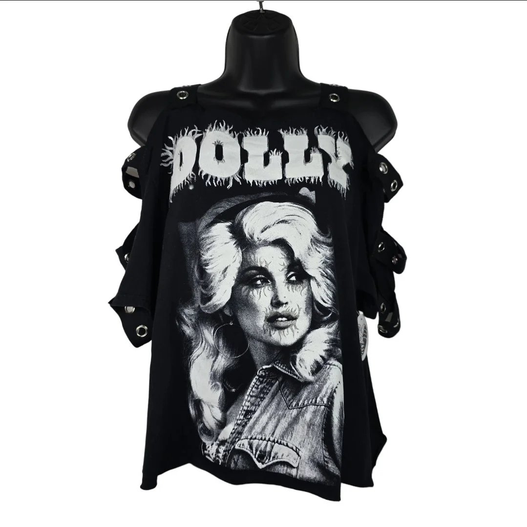 Goth Dolly Parton Grommet Sleeve Accent Top