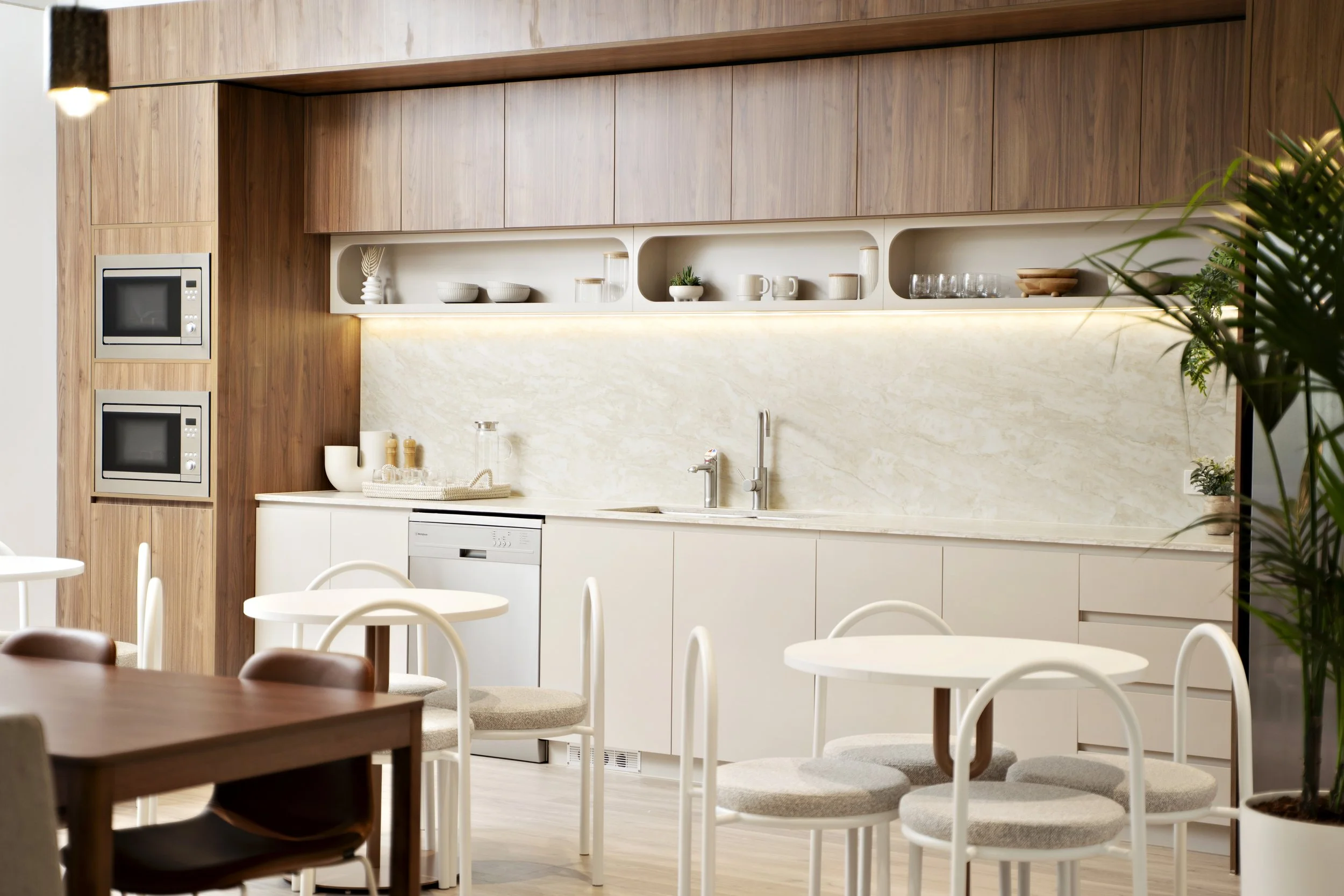 ID Fitouts & Construction