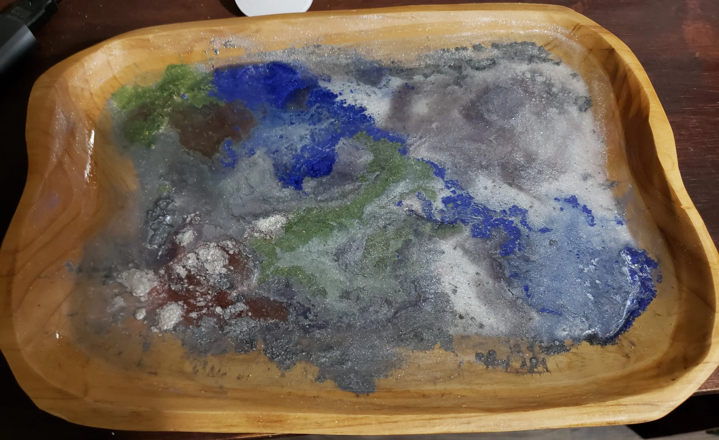 Resin art with wood