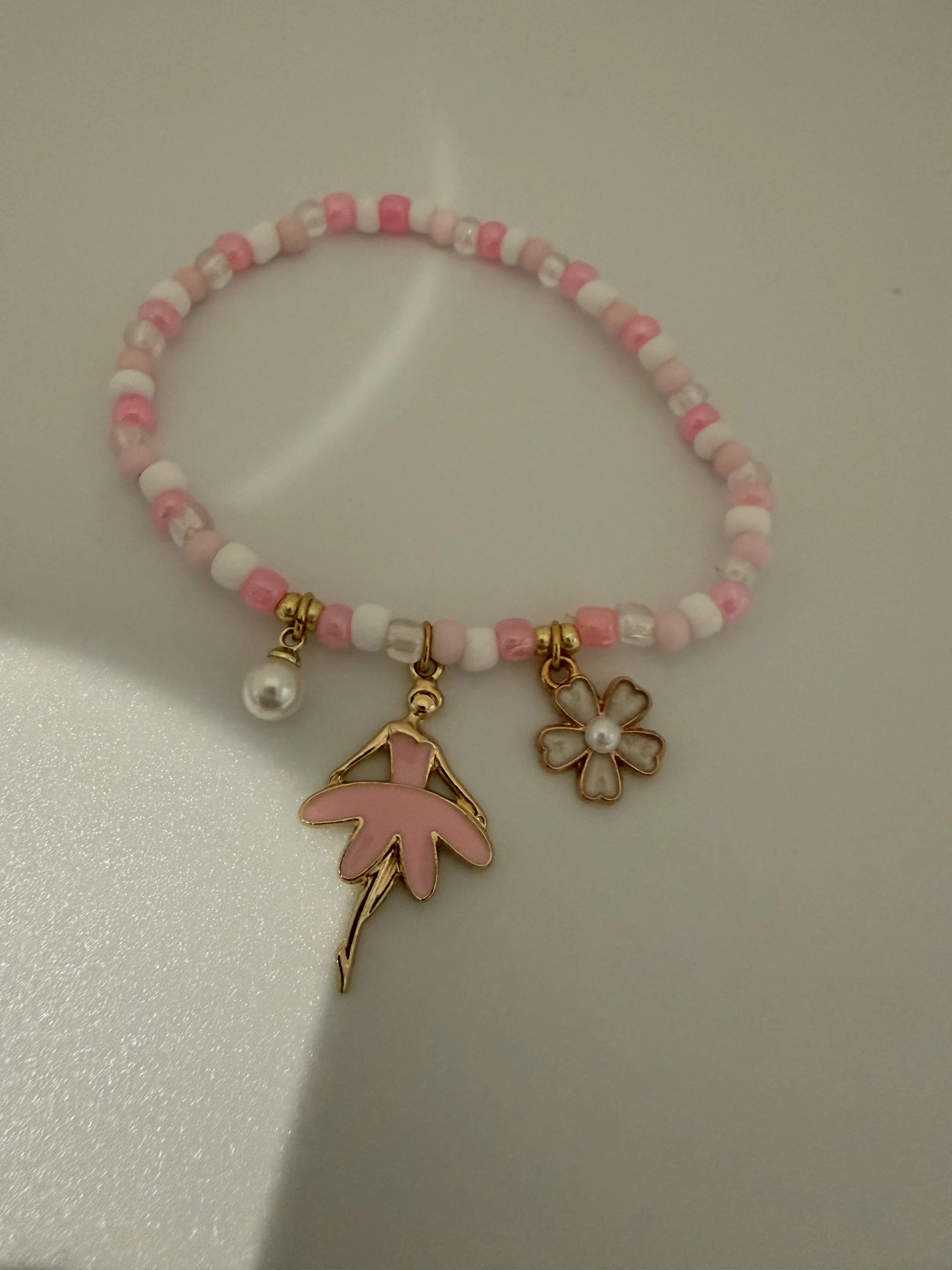 Dancer bracelet with flower and faux pearl