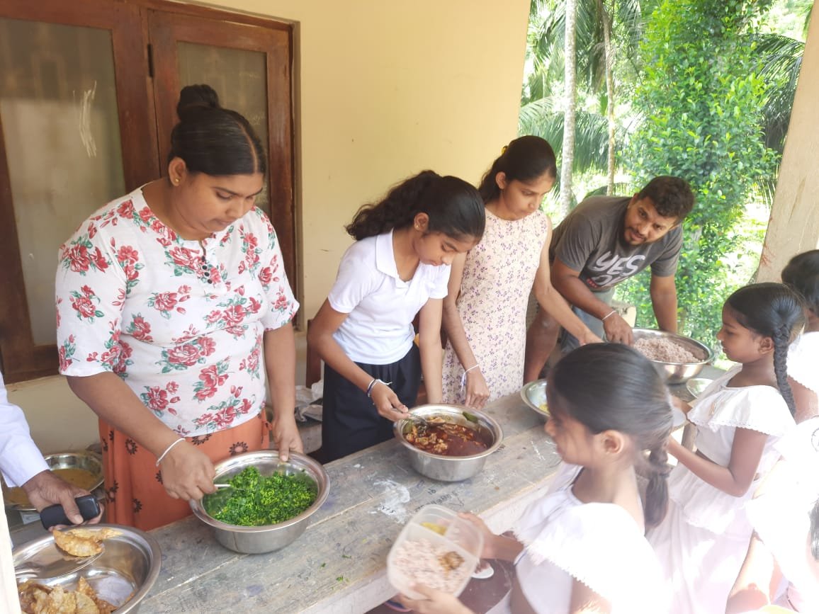 支持並捐助斯里蘭卡星期天早餐計劃 (Support and Donate to the Sri Lanka Sunday Breakfast Program)