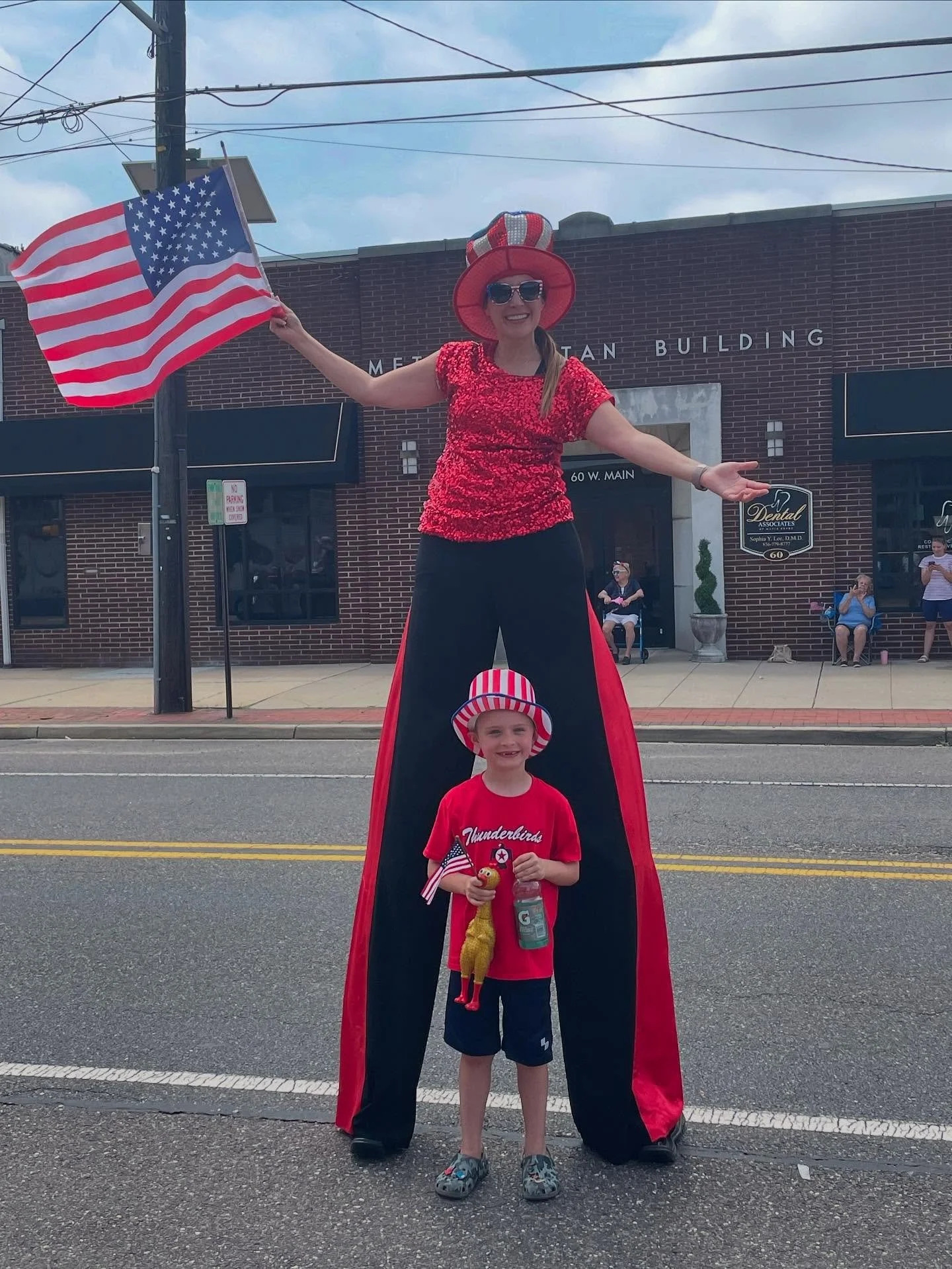 The first two weeks of July are my busiest weeks of the year entertaining! With temps between 85-95 degrees, I successfully stayed hydrated and completed:

🔸4 parades on stilts; walking over 5 miles between them 
🔸3 other nights on stilts at the Cu
