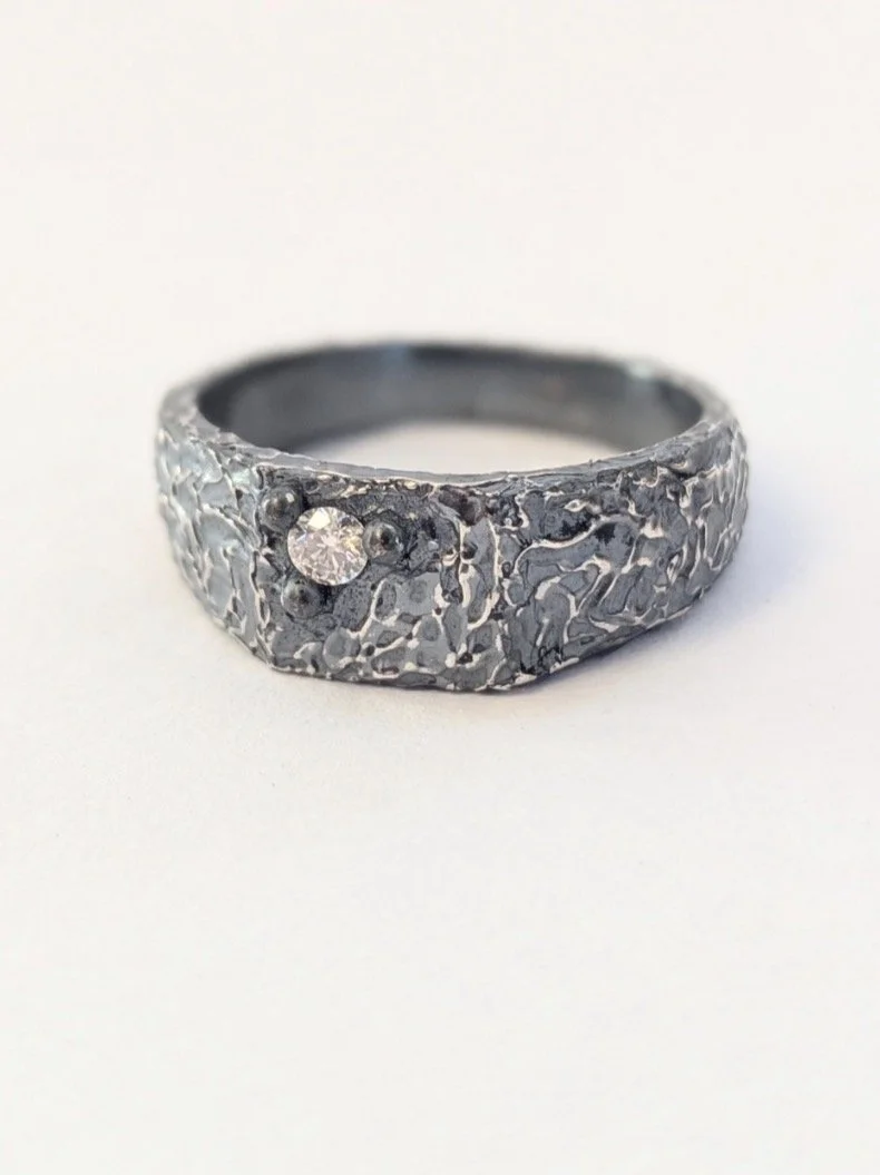 Medieval Ring - Moissanite