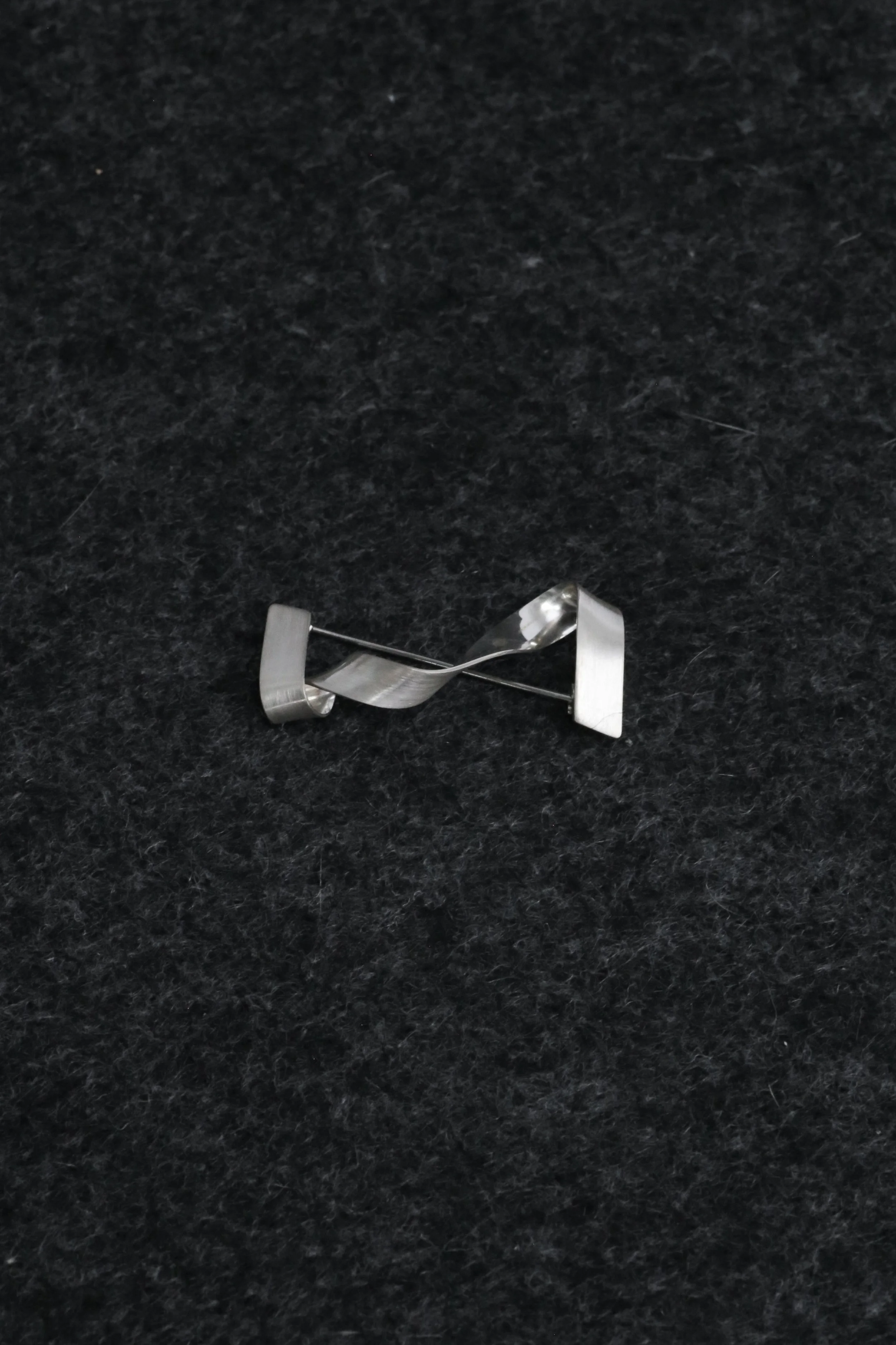 Contortion Brooch.jpg