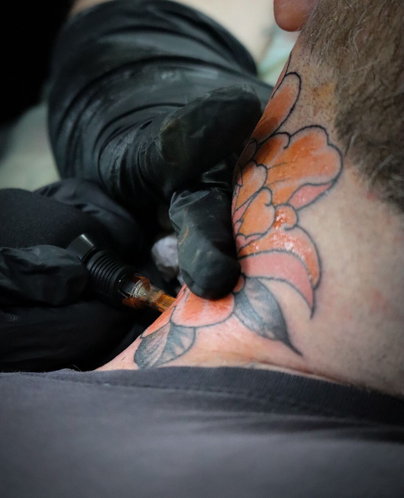 Close up of @hayleyjade.tattoos creating beautiful art on skin!⁠
⁠
Would you get a #necktattoo like this? let us know in the comments! ⁠
⁠
.⁠
.⁠
⁠
Please contact artists directly for bookings!⁠
⁠
Made on the Sunshine Coast Hinterland at Sol Temple Ta