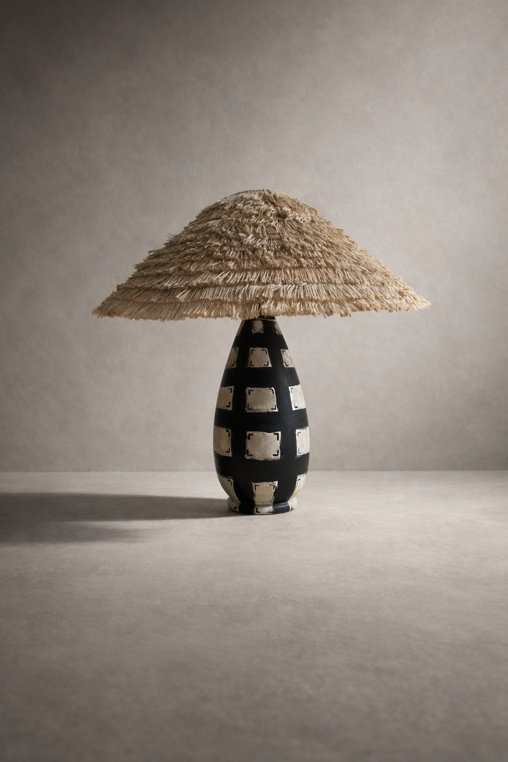 Sculptural lamp with jute fringe canopy