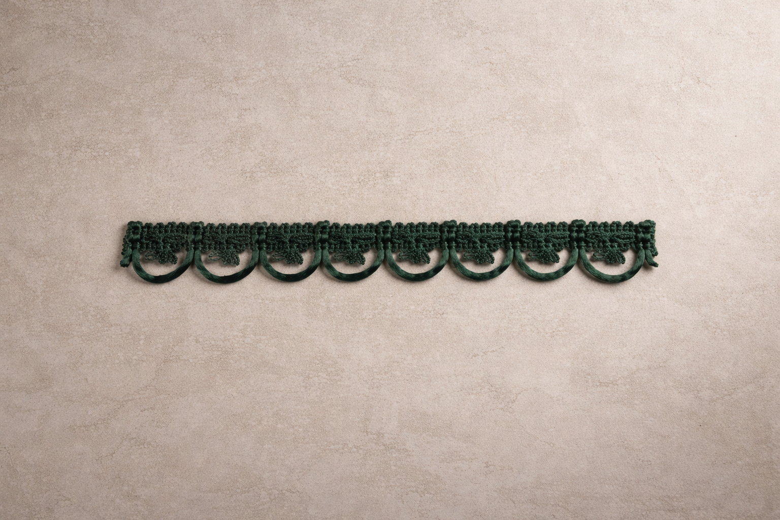 Emerald scale tissue box cover in deep green with overlapping scale pattern