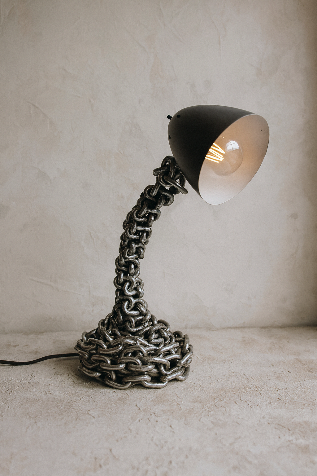Flex Pix Chain Table Lamp with adjustable chain silhouette