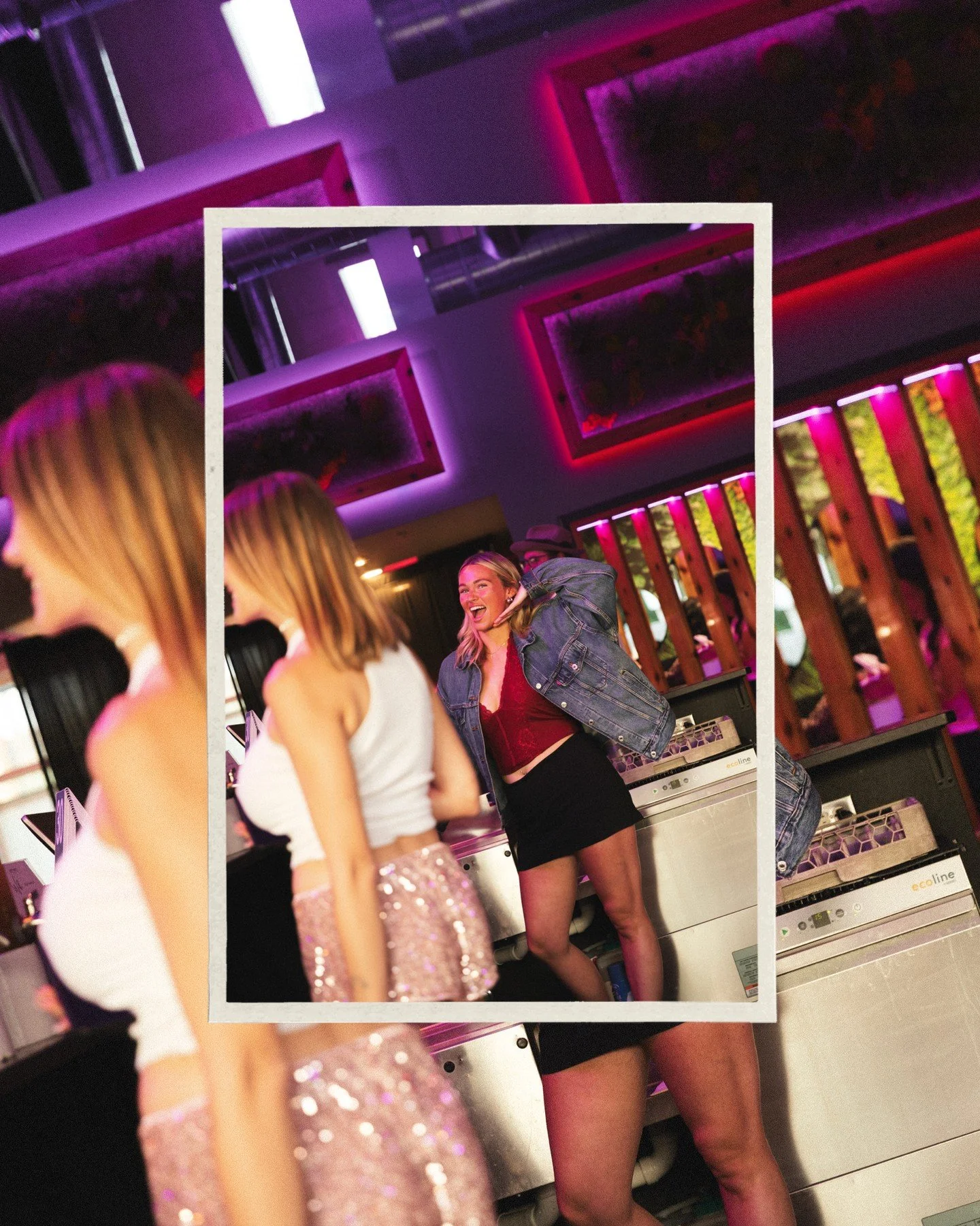 THIS could be you next Friday. 😮&zwj;💨🥀
ㅤ
Good R&amp;B. Drinks flowing. Dance floor packed. Everybody outside having a TIME.
ㅤ
The Velvet Room is back 10/9 and we&rsquo;re running it back with one of our craziest DJ lineups yet. 🔥
ㅤ
Don&rsquo;t b