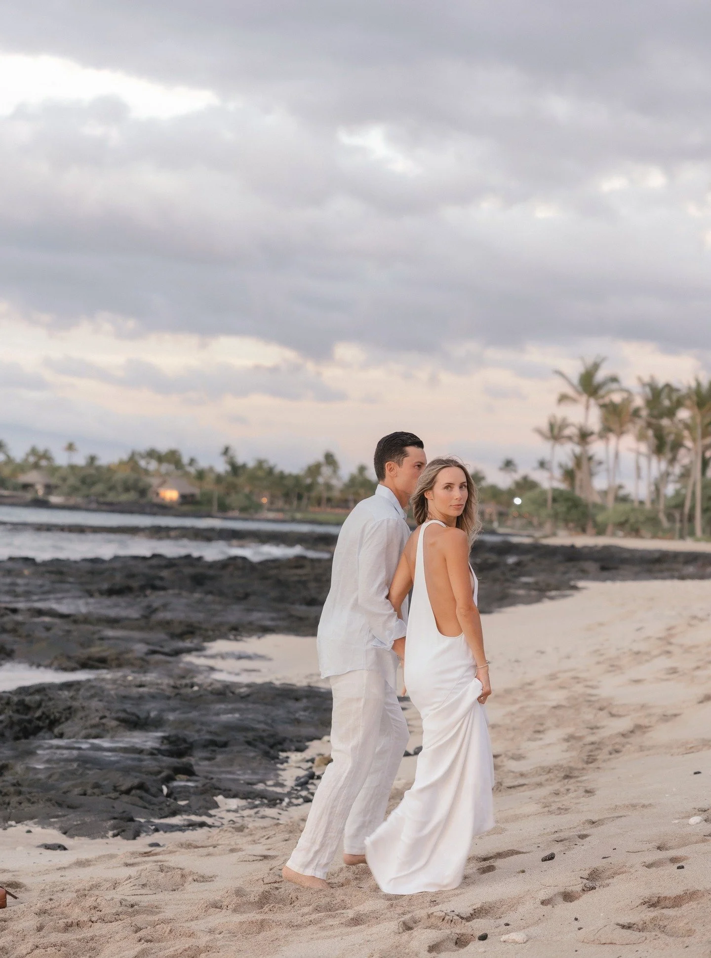 Olivia and Alex 
Night one @konavillagerosewood 

Planning: @sunshowerweddings
Venue: @konavillagerosewood
Videography: @morelifefilms
Content: @aimeebarton_
Musician: Mikiala Music
Rentals: @keaandloa
Dress: @jacquemus