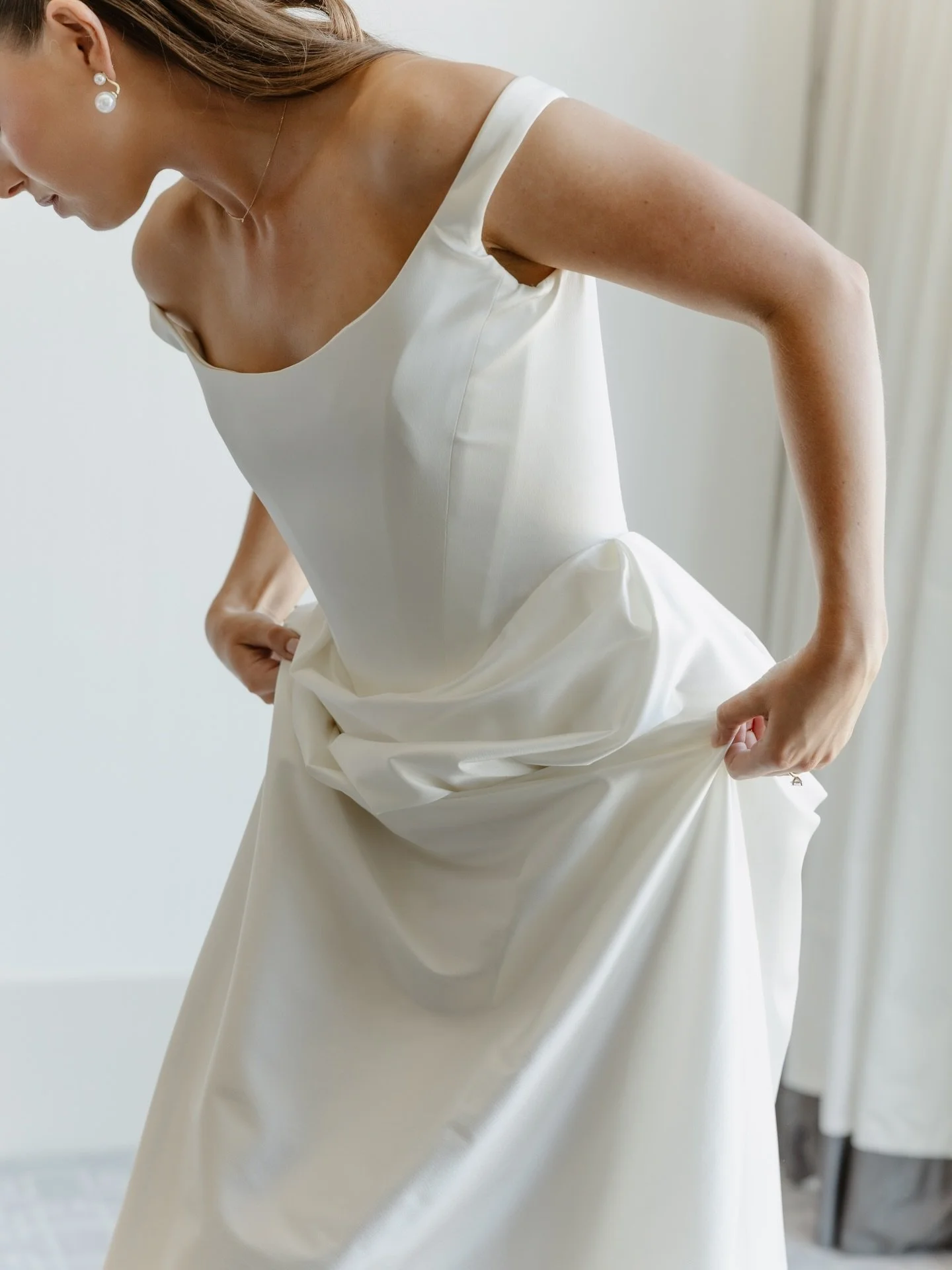 The morning of with Charlotte in her @viviennewestwood 

Planner @blackfinnweddings 
Photographer @biancavirtueweddings
Venue @stokehouserestaurant 
Florist @the_petalproject 
Dress @viviennewestwood 
Makeup @elliezukerbridal 
Hair @bytamhair