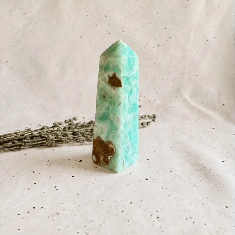 Natural Caribbean Calcite tower measuring approximately 11.5cm tall and 3cm wide