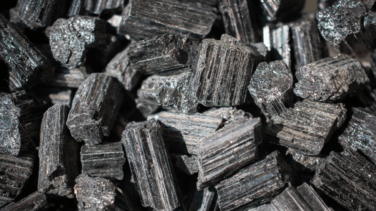 Black Tourmaline: Meaning, Properties &amp; Uses