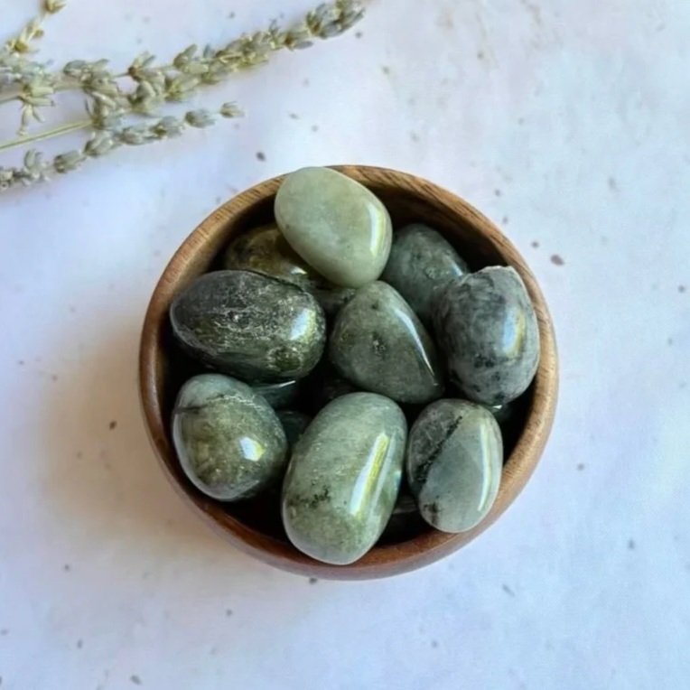 Labradorite tumble stone suitable for crystal collections, meditation, and gifting
