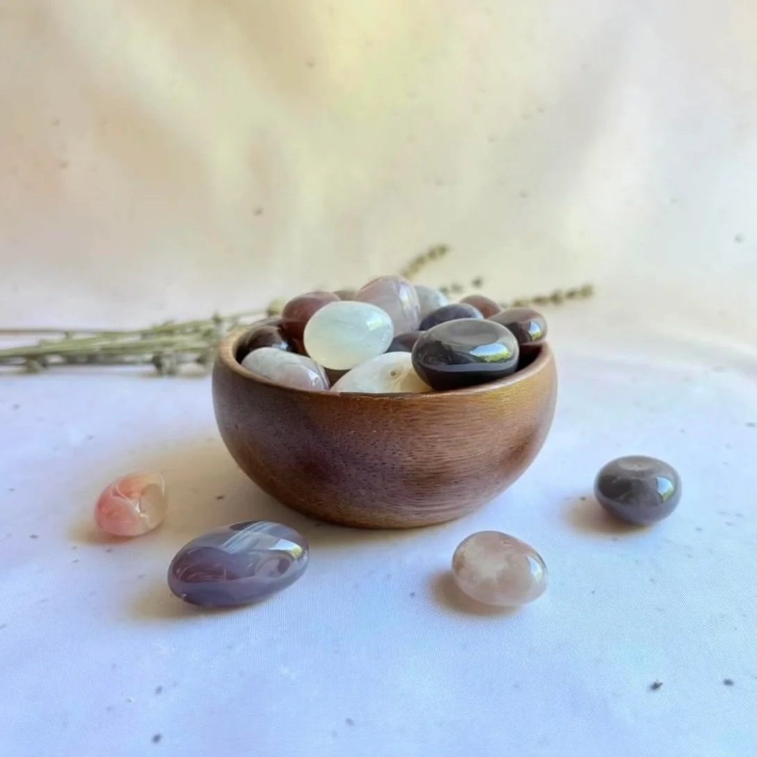Natural Agate tumble stone ideal for meditation, crystal grids, and everyday carry