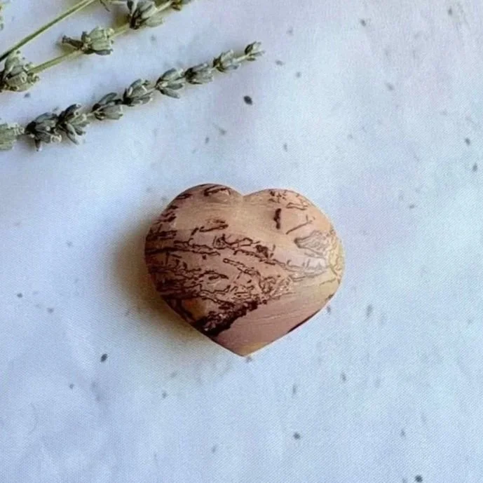 Natural Picture Jasper heart measuring approximately 4.5cm by 3.5cm
