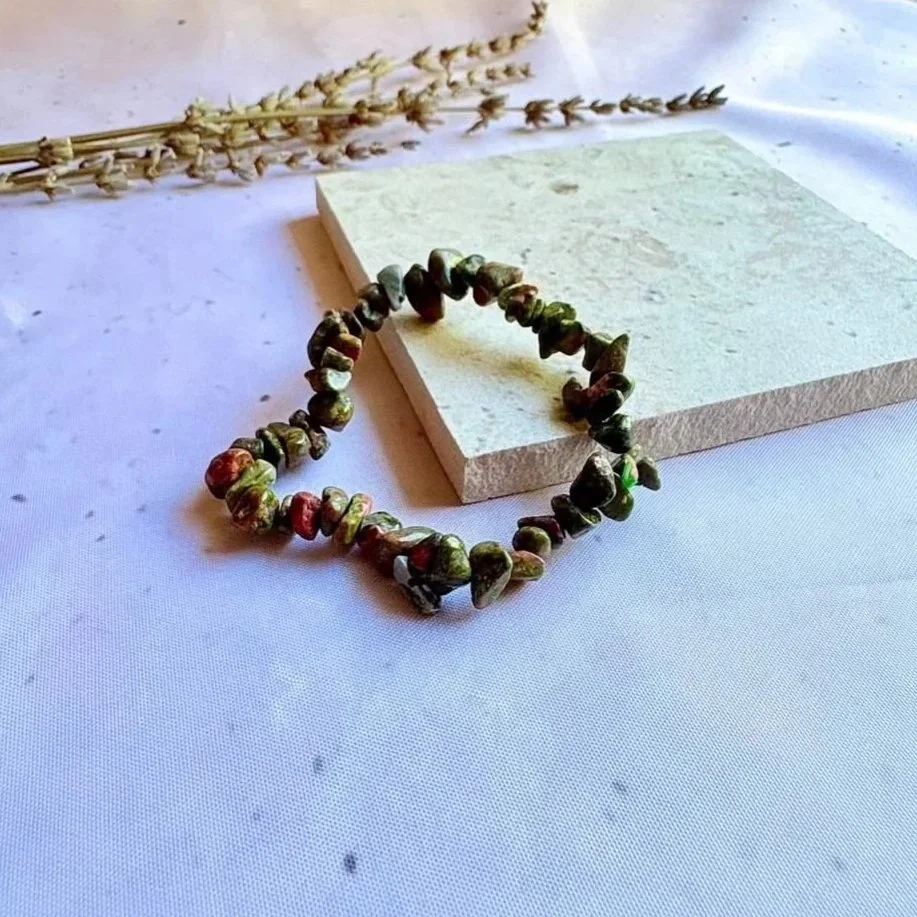 Natural Unakite stretch bracelet with genuine crystal chips
