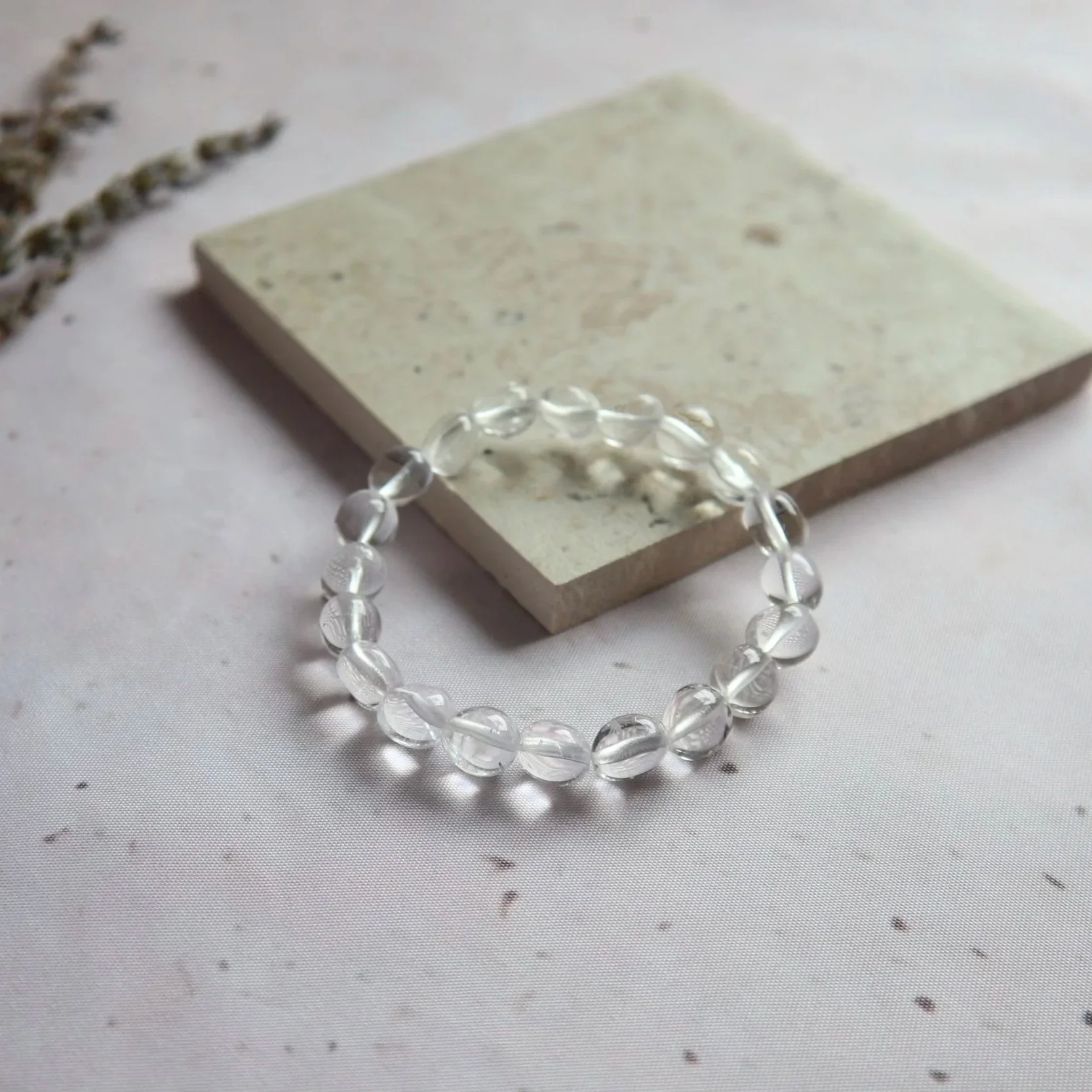 Clear Quartz tumble bracelet with clear to milky natural crystal colouring