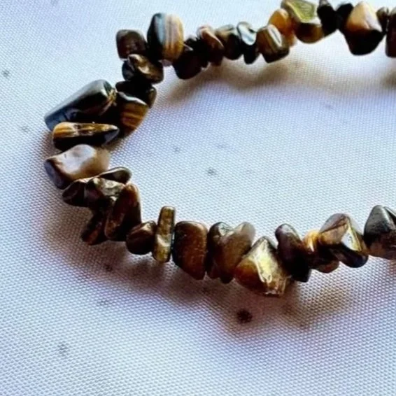 Tiger's Eye Bracelet Close Up