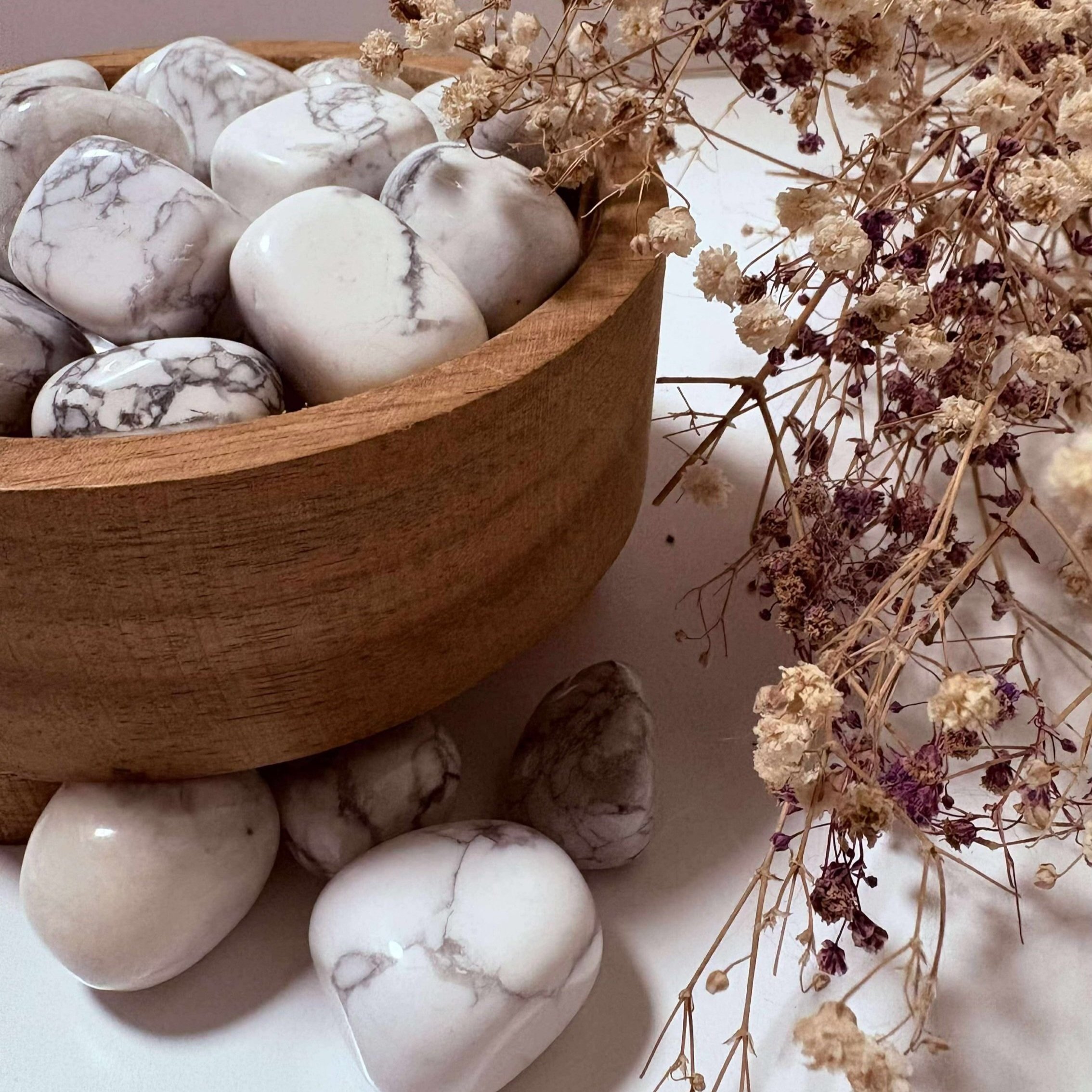 Polished Howlite tumble, soothing crystal for anxiety reduction and mental clarity