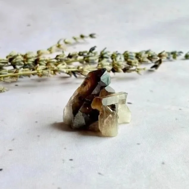 A Grade Smokey Quartz crystal cluster measuring approximately 3cm