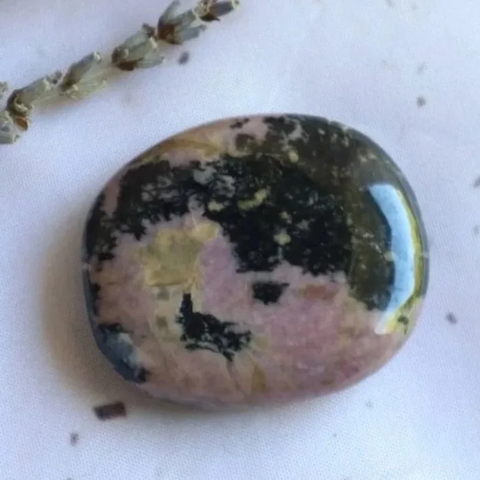 Rhodonite | Flat Stone