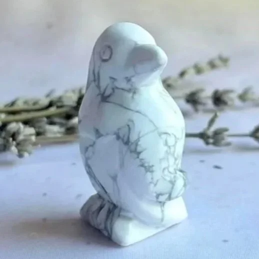 Howlite Penguin | Crystal Animal Carving