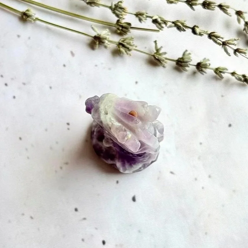 Chevron Amethyst dragon featuring natural quartz and amethyst patterns